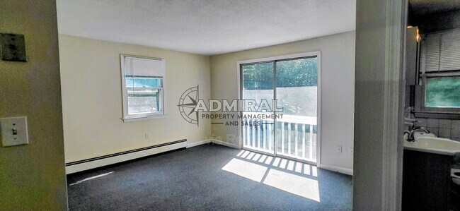 Building Photo - 1203 Suncook Valley Rd