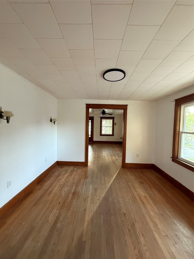 Building Photo - 209 Dudley Ave