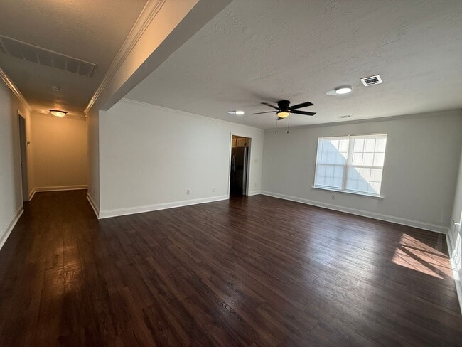 Building Photo - 3 bedroom, 2 bathroom home with fenced yard in Grovetown, GA