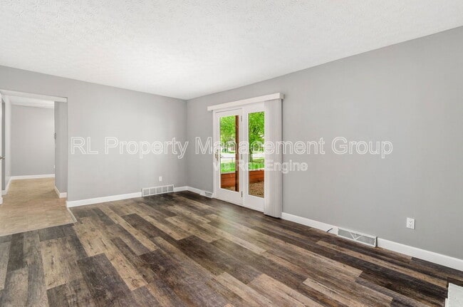 Building Photo - 5951 Als Ct