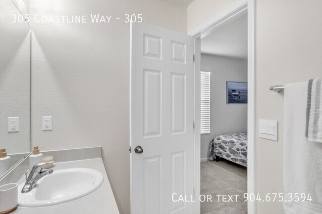 Building Photo - 305 Coastline Wy