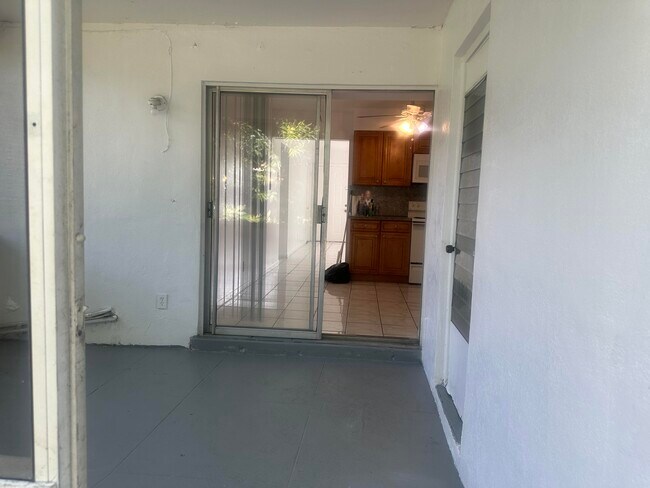 Building Photo - 4120 NW 39th Ave