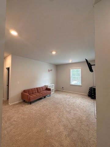 Building Photo - 205 Birdie Cir