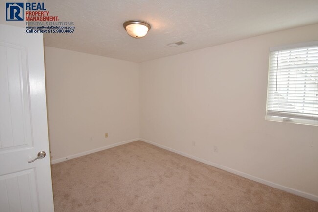Building Photo - 1549 Passage Dr