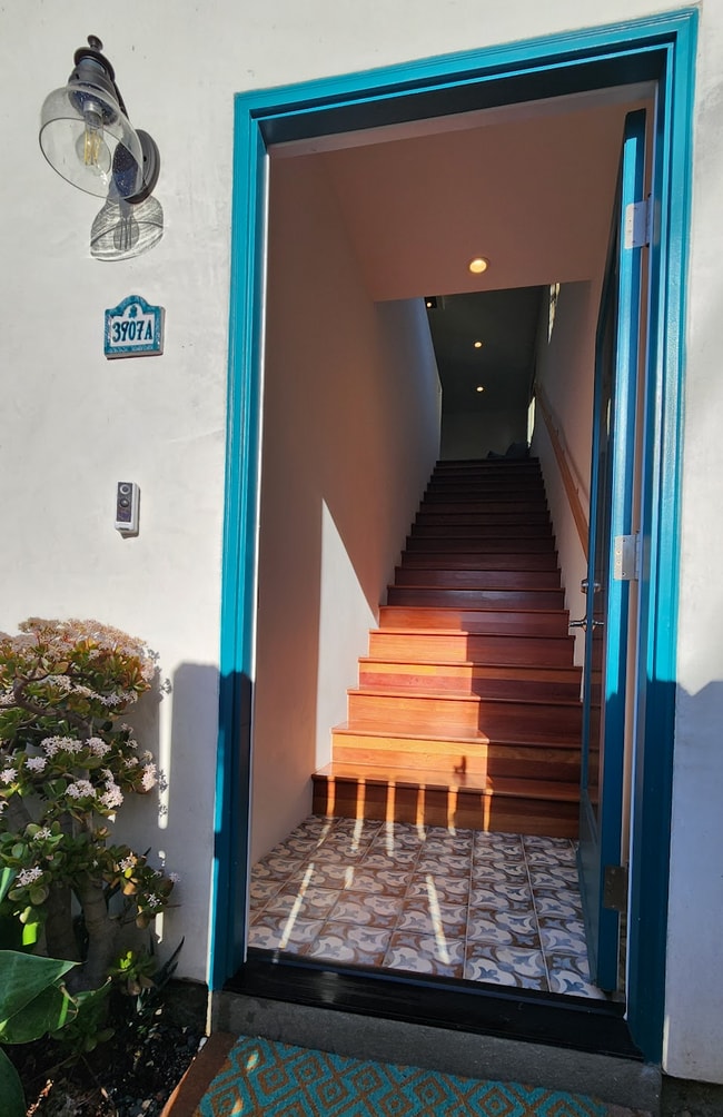 Front Door - 3907 Prospect Ave
