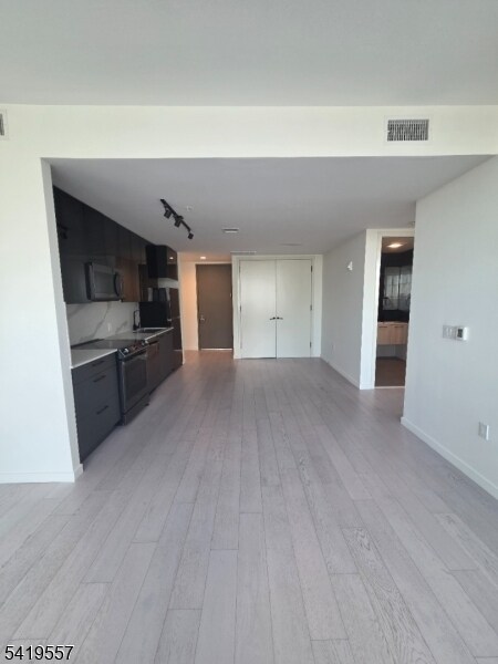 Building Photo - 258 S Harrison St