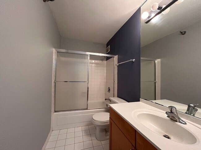 Building Photo - 474 N Lake Shore Dr