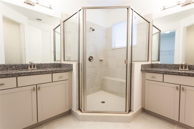 Building Photo - 11340 SW 16th St