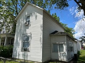 Building Photo - 1865 S 5th St