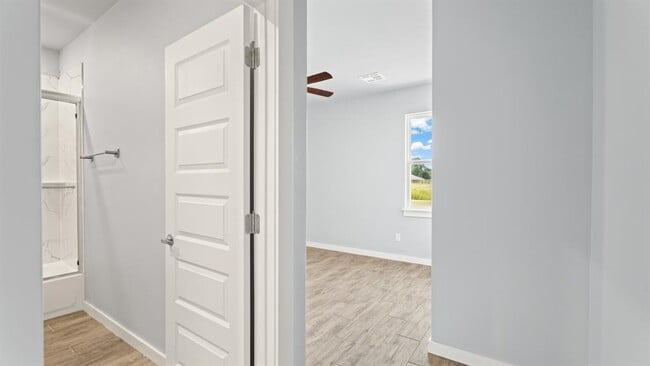 Building Photo - 213 Olde Ml Ct