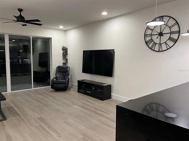 Building Photo - 17240 Blessing Dr