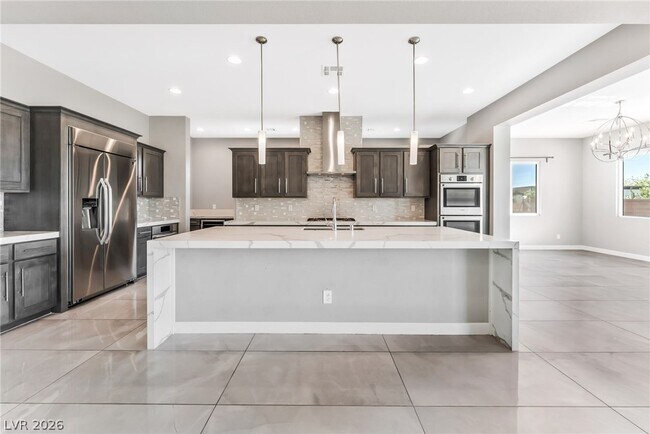 Building Photo - 8477 Wolf Mountain Ct