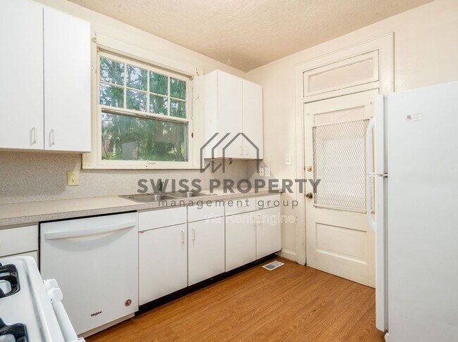 Building Photo - 2086 N 4th St