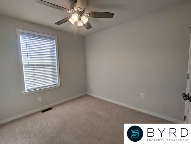 Building Photo - 1325 Claytor Ln