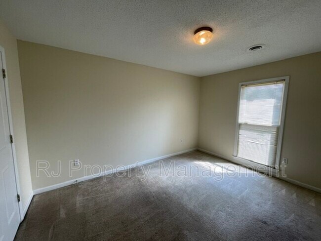 Building Photo - 5019 Horizon Cove