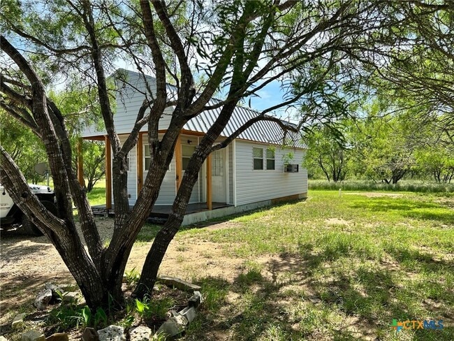 Building Photo - 140 Hollow Pass Ln