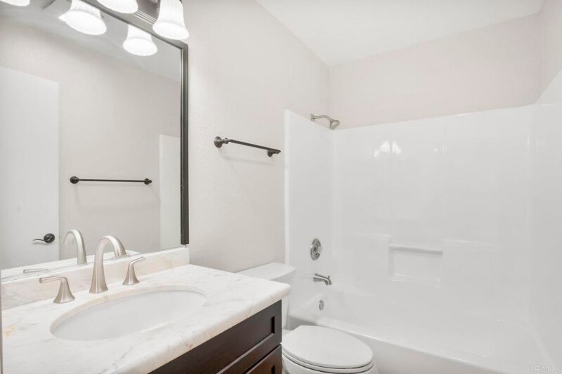 Building Photo - 3935 Oregon St