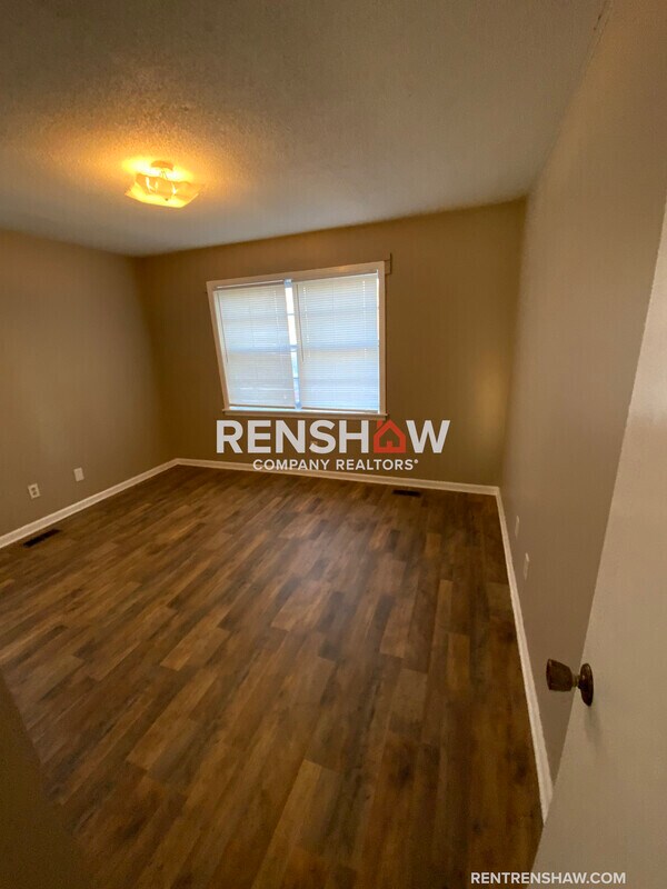 Building Photo - 1020 Merriman Ave