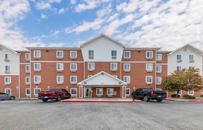 Building Photo - 5401 Huettner Dr