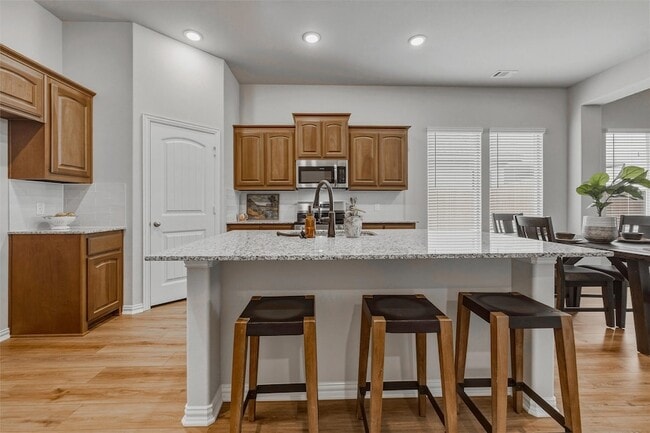 Building Photo - 1229 Sabine River Ln