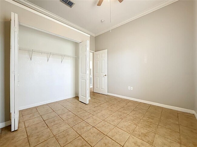 Building Photo - 145 Reserve Cir