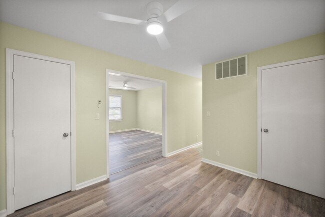 Building Photo - 3301 Orchard Manor Cir