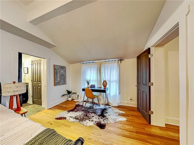 Building Photo - 67 Hogue St NE