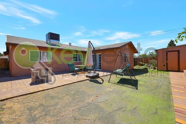 Building Photo - 7137 Reyn Oaks Way