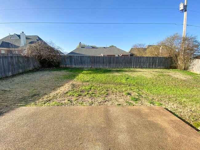 Building Photo - 8294 Floral Spring Dr