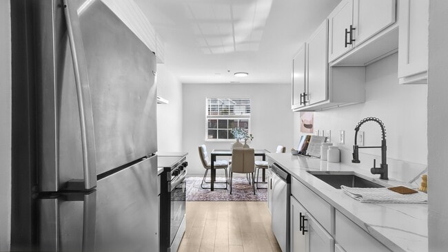 Building Photo - Trumbull Terrace