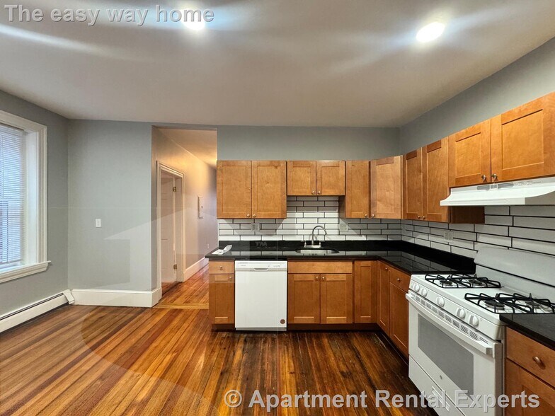 Building Photo - 119 Harvard St