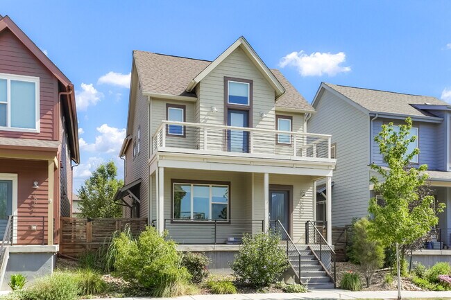 Building Photo - Beautiful 3 Bedroom - 3 1/3 Bathroom Home ...