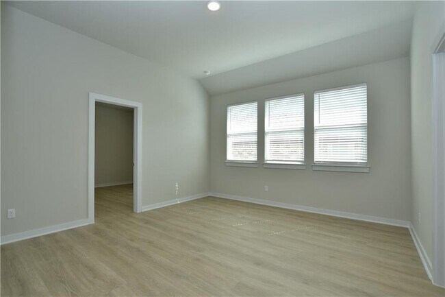 Building Photo - 145 High Plains Dr