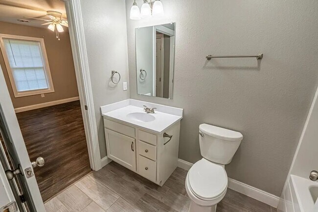 Building Photo - Eastern Eight- Bristol, VA- SFH