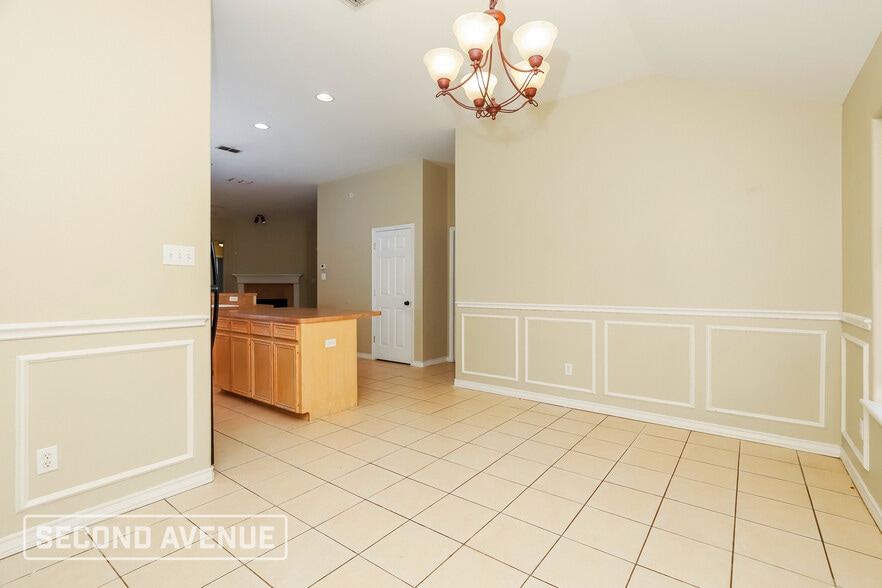 Building Photo - 7021 San Benito Dr