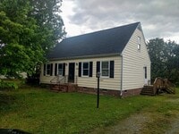 Building Photo - 4 Bedroom Home for Rent in Hanover