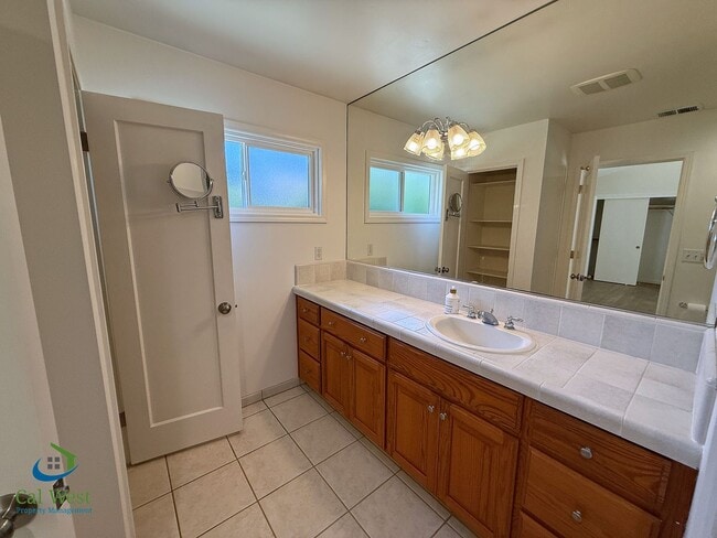 Building Photo - Coming Soon! $5995 - Spacious Remodeled 4 Bed 2.5 Bath Home on 1/2 Acre Lot in Cambrian Park/Grea...