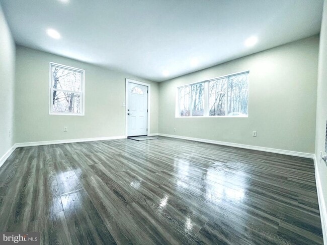 Building Photo - 199 Hardytown Rd