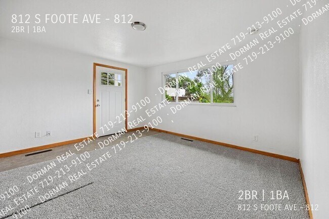 Building Photo - 812 S Foote Ave
