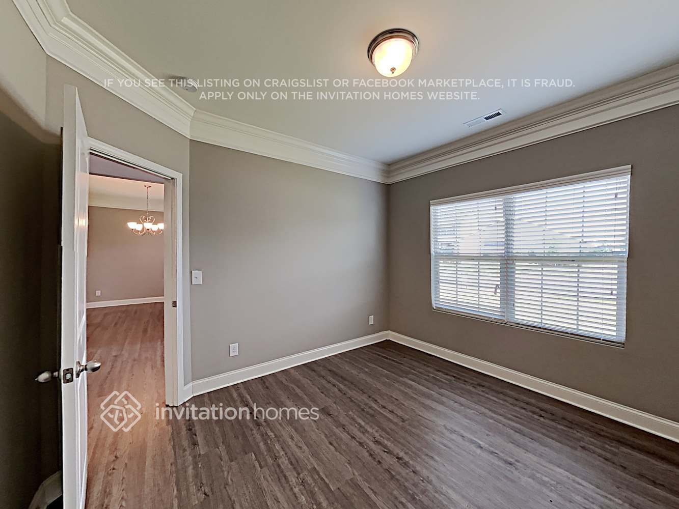 Building Photo - 5366 Roberta Crossing Dr