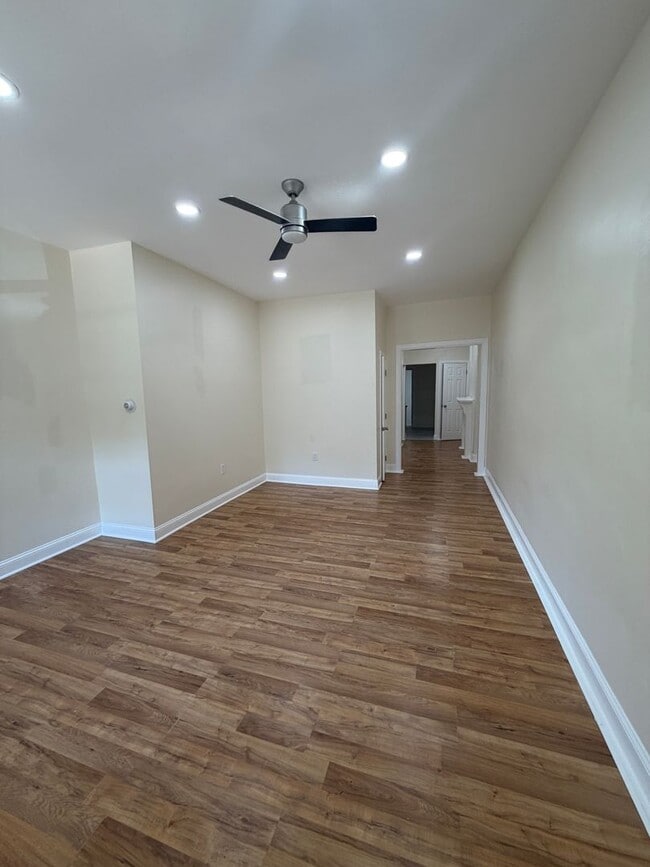 Building Photo - 451 W Bringhurst St