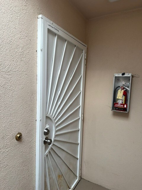 Building Photo - 3844 Groton St