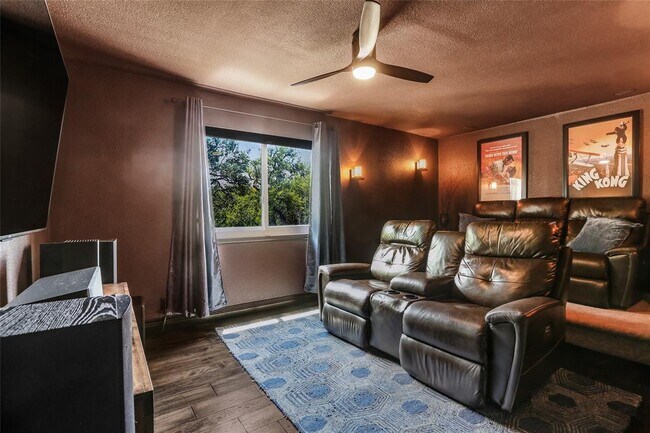 Building Photo - 5609 Painted Valley Dr