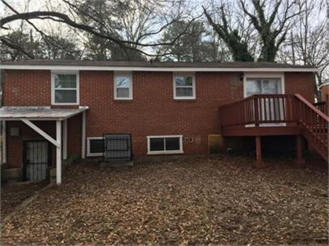 Building Photo - 324 Macedonia Rd SE