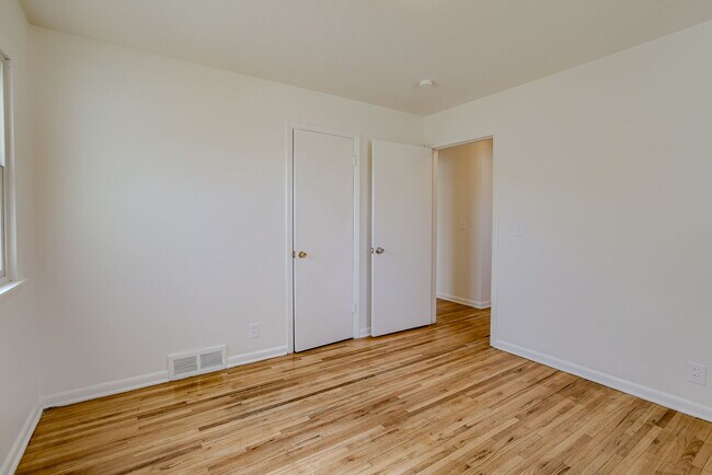Building Photo - 4623 N 55th St
