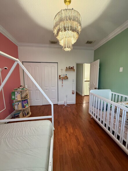 Building Photo - 2807 SW 145th Ave
