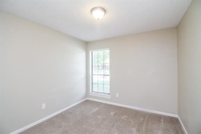 Building Photo - 4205 Martha Ln