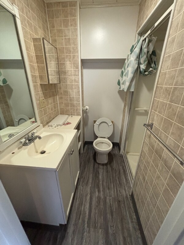 Building Photo - 807 W 3rd St