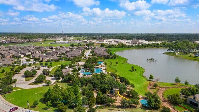 Building Photo - 9406 Water Breeze Ct