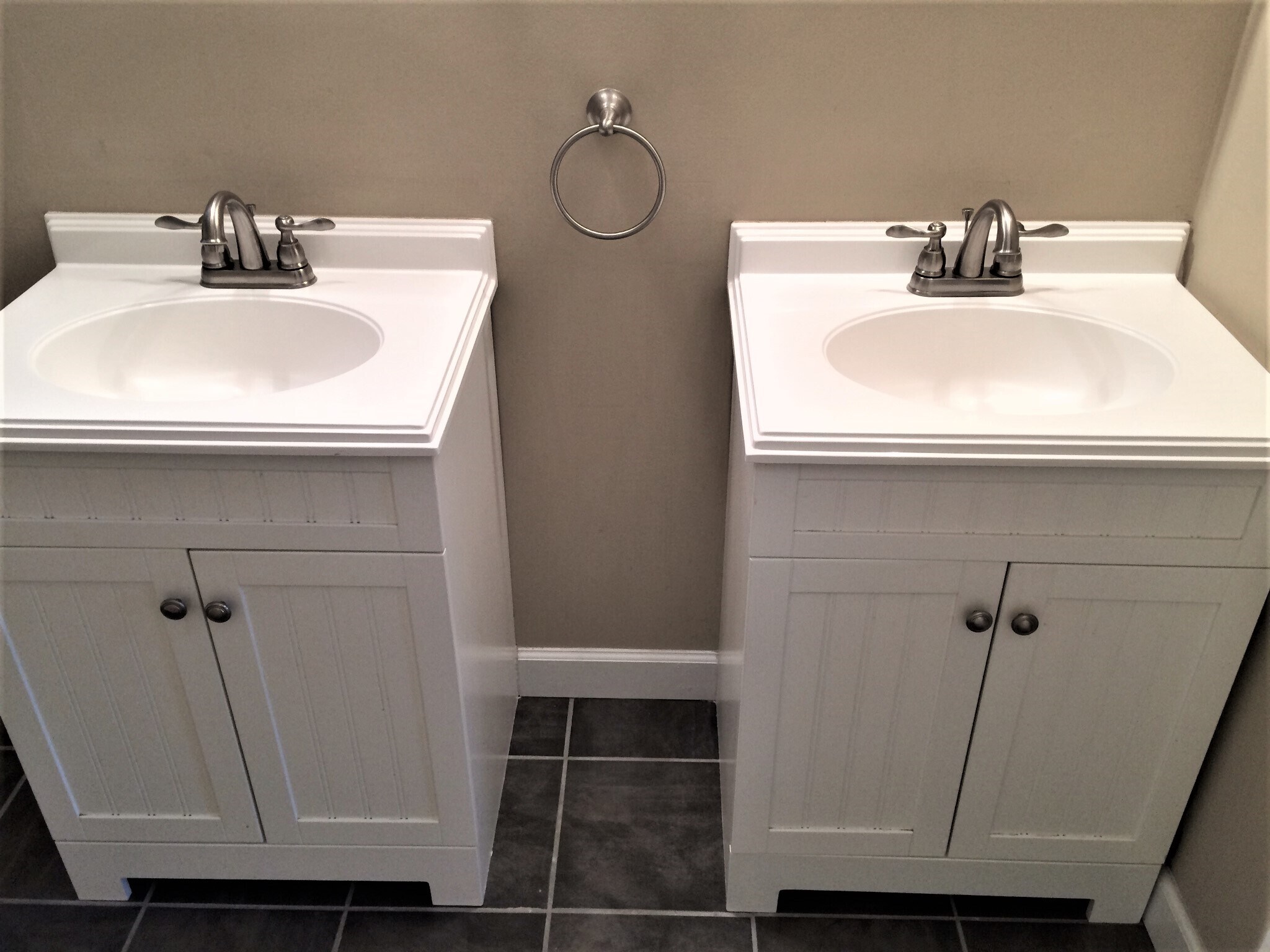 Building Photo - 5420 Springhouse Farm Rd